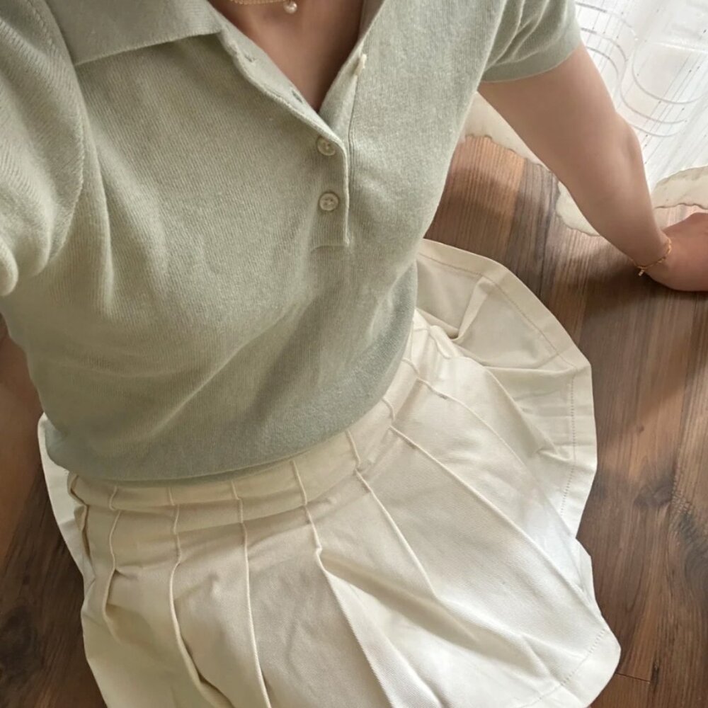 Brandy Melville Dana Skirt (White)